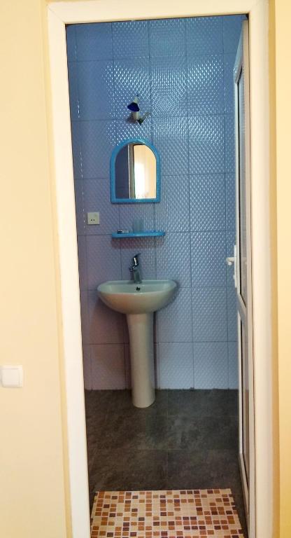 Wooden Cottage room 5